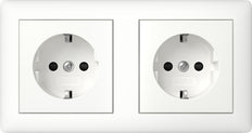 Gira Dual SCHUKO Socket With Safety Plus System 55 - 478604