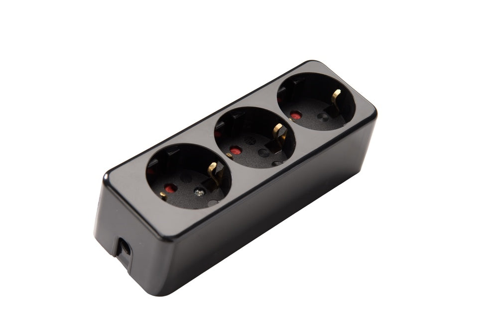 Martin Kaiser 3-Way Black Socket With Earthing And Shutter - 538K/sw [25 Pieces]