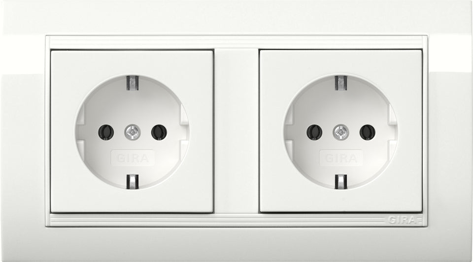 Gira Standaard 55 Dubbele SCHUKO Stopcontact Met Frame Puur Wit - 4921023