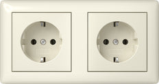Gira Standaard 55 Dubbele SCHUKO Stopcontact Met Frame - 482101