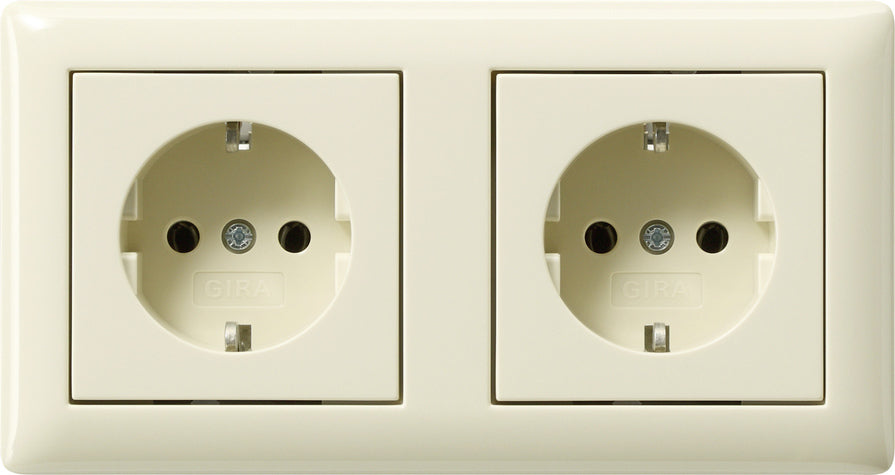 Gira Standaard 55 Dubbele SCHUKO Stopcontact Met Frame - 479301