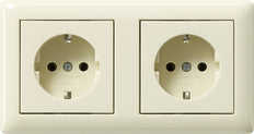 Gira Standaard 55 Dubbele SCHUKO Stopcontact Met Frame - 479301