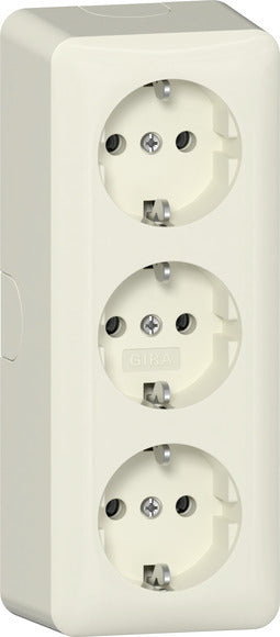 Gira Drievoudige Opbouw SCHUKO Stopcontact 16A 250V - 478912