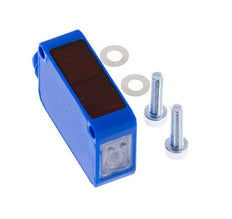 Retroreflective Photoelectric Sensor 20-8000 mm M8 3-pin